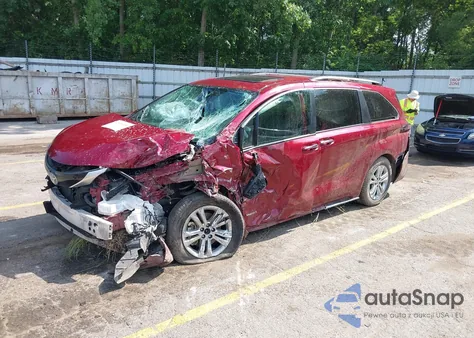 2021 Toyota Sienna Xse from USA, damaged, VIN 5TDDSKFC5MS036942